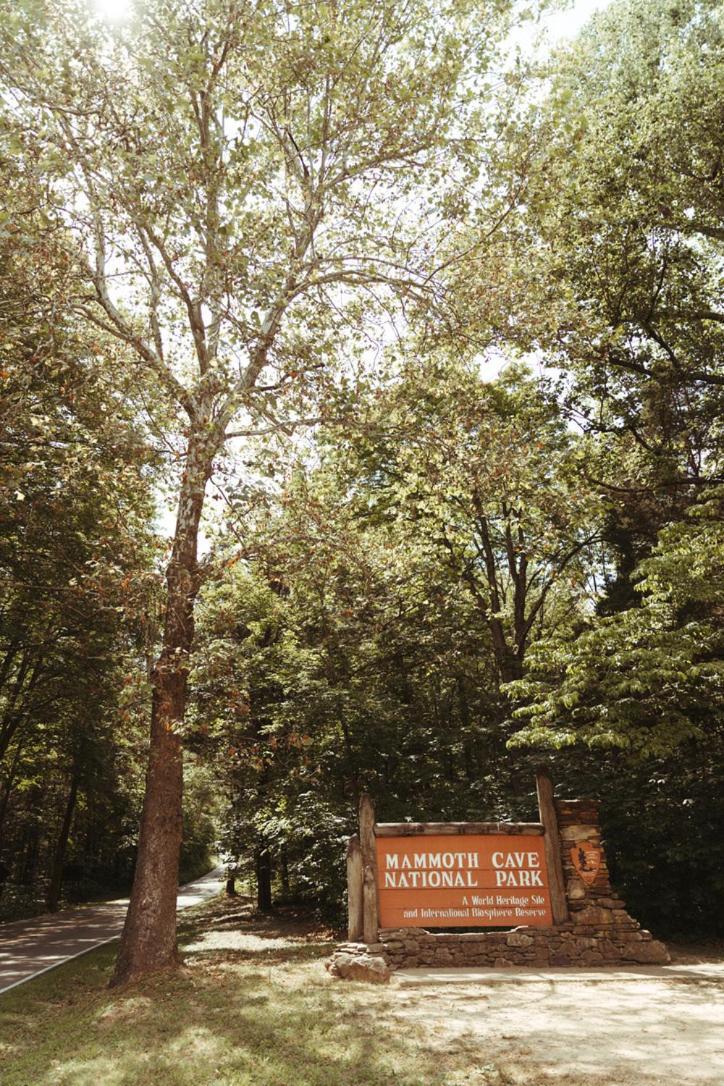 Mammoth Cave Lodge And Cabins Экстерьер фото