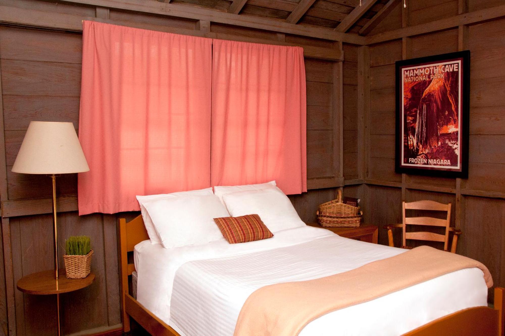 Mammoth Cave Lodge And Cabins Экстерьер фото